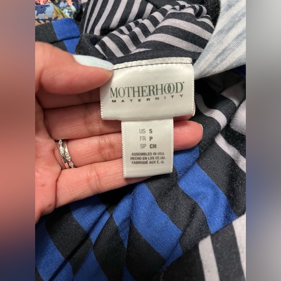 Women’s long maxi maternity dress - Picture 2 of 4